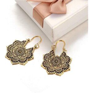 Antique Silver Tribal Mandala Hoop Earrings – Gypsy Boho Ethnic Dangle Jewelry